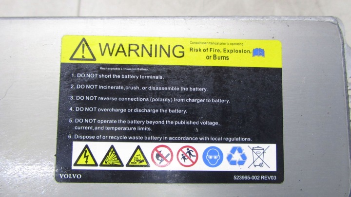 VOLVO XC60 II BATTERIE BATTERIE 32301105 17-