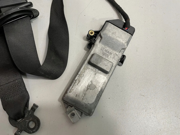 CEINTURE DE SÉCURITÉ BMW OE 9164054