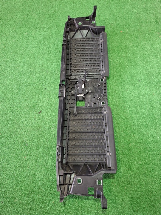 GRILLE D'AÉRATION AIR MERCEDES C CLASSE W206 A206 A2066224000