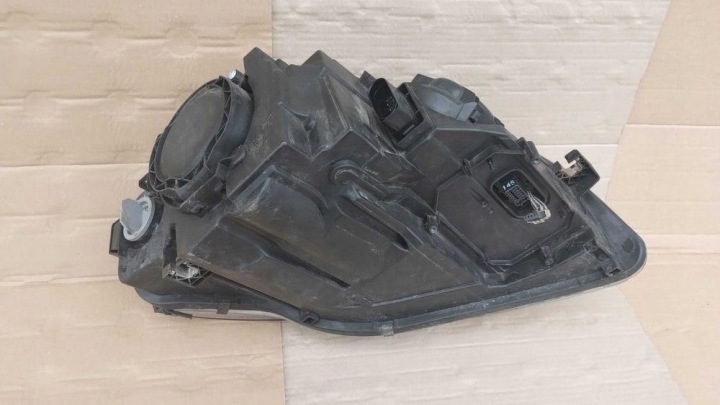 PHARE AVANT GAUCHE BI XÉNON AUDI A4 B7 8E 8E0 04-08R EUROPE