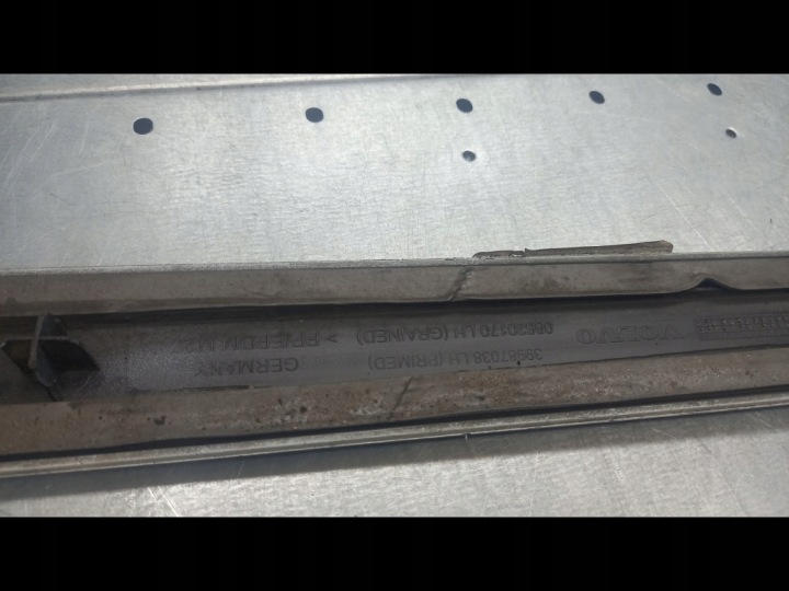 MOULURE PORTES GAUCHE ARRIÈRE V50 S40 39987038