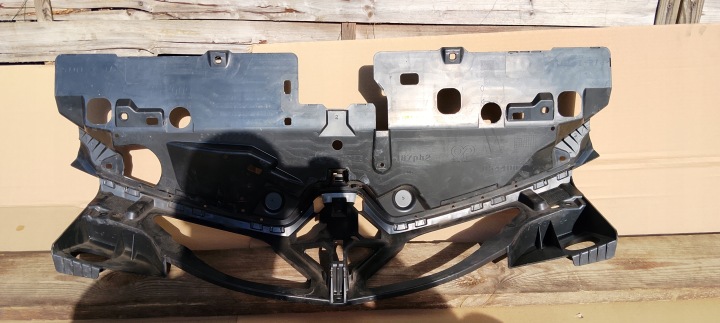 RENFORCEMENT CHÂSSIS CALANDRE ADMISSION RENAULT CAPTUR I 1 LIFT 16-19ROK 620902271R