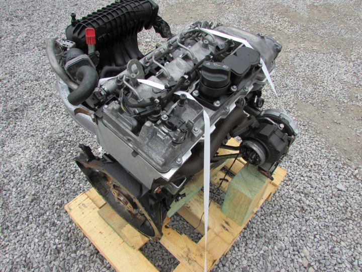 MOTEUR COMPLET MERCEDES W203 2.2 CDI 646