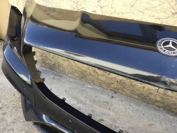 MERCEDES CLA W117 LIFT AMG PARE-CHOCS AVANT