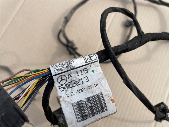 FAISCEAU DE CÂBLES INSTALLATION ÉLECTRIQUE PDC PARE-CHOCS 3X CAPTEUR MERCEDES CLA W118 A118 18-24R