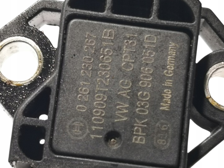 CAPTEUR PRESSION CHARIOT CAPTEUR SKODA OCTAVIA II VW GOLF VI 1.2 TSI 03G906051D