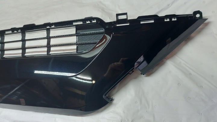 GRILLE PARE-CHOCS CENTRALE AVANT AVANT TOYOTA RAV4 V 21-
