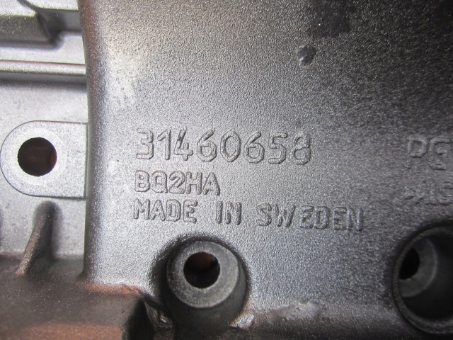 VOLVO S60 S90 V90 XC60 2.0 TURBO B4204T23 TUYAU FIL EAU 3136821