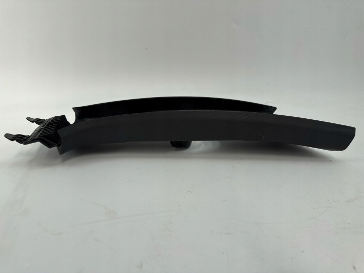 VOLKSWAGEN GOLF VIII 2023 PROTECTION SUPÉRIEURE MONTANTS B