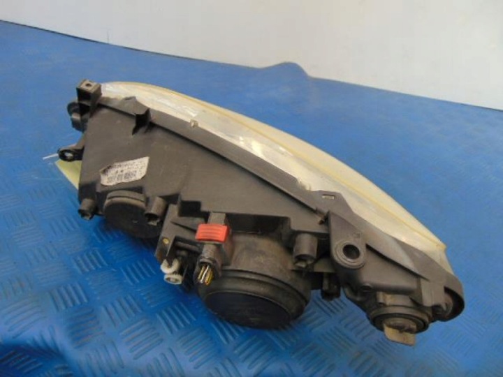 PEUGEOT 307 PROJECTEUR DROIT 9646291980