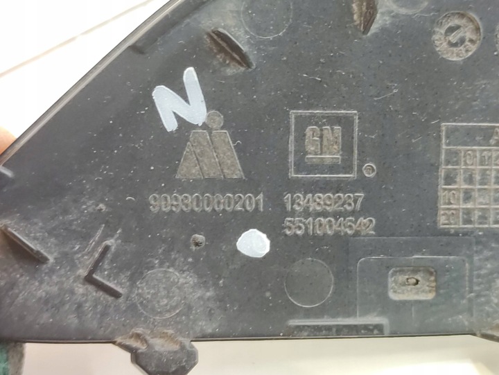 OPEL INSIGNIA B BOUCHON CROCHET PARE-CHOCS ARRIÈRE 13489237