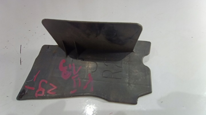 TOYOTA YARIS 2 II DROITE GUIDE D'AIR PROTECTION 53287-52010