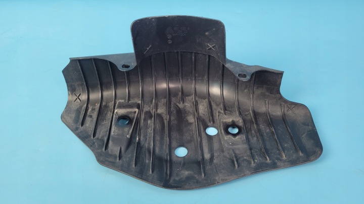 CUPRA LEON 23R PROTECTION BRAS DE SUSPENSION GAUCHE ARRIÈRE 5Q0501733A