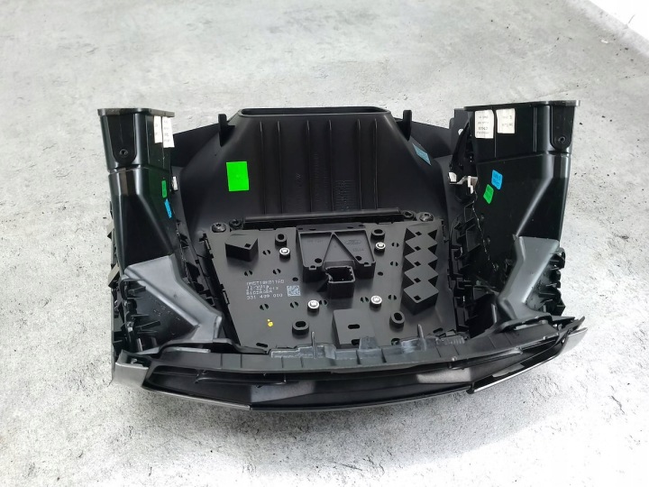 KIT MULTIMÉDIA FORD FOCUS III CM5T-18B955-AC AMPT18K811AD