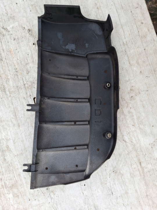 MERCEDES 2.7 CDI PROTECTION COUVERCLE SUPÉRIEURE MOTEUR A6120100767