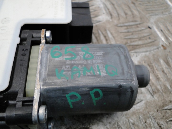 PETIT MOTEUR VITRES AVANT SKODA KAMIQ 658 2Q1959405C 2Q1959406C PRIX ZA 1 PIÈCES