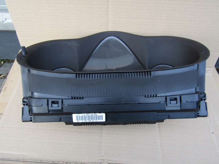 E4 MERCEDES W203 COUPÉ COMPTEUR TABLEAU DE BORD ESSENCE 2.0K