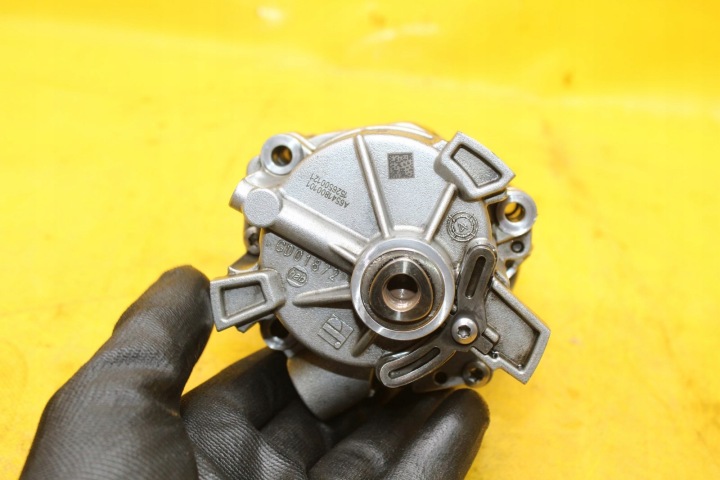 POMPE HUILES MERCEDES W213 2.0 CDI 654.920 A6541800101