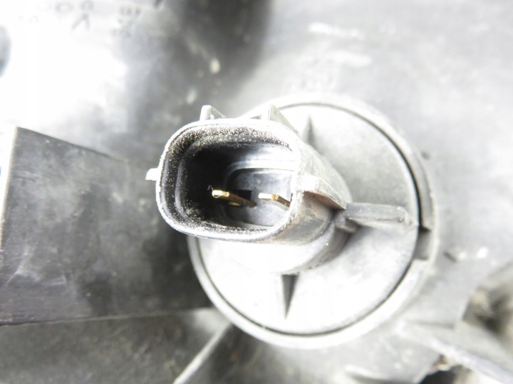 PHARE GAUCHE AVANT SUZUKI IGNIS (FH) P0361