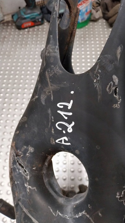 ROTULE DE DIRECTION ÉTRIER DE FREIN BRAS DE SUSPENSION GAUCHE ARRIÈRE A2123500141 MERCEDES W212 CLS W218