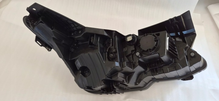 PHARE GAUCHE AVANT AVANT COMPLET LED KIA EV6 2021-