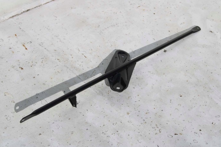 AUDI R8 II 4S ENTRETOISE SUPPORT BAGUETTES 4S0813905C 4S0813906C 4S0813441F ARRIÈRE