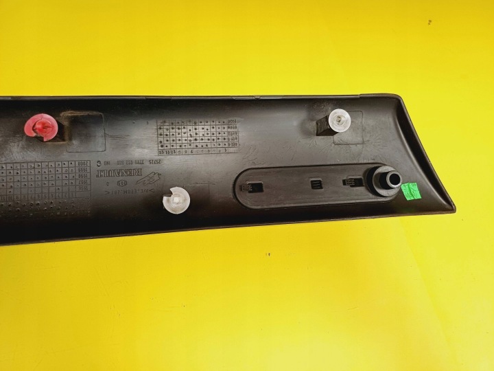 MOULURE PORTES DROIT AVANT RENAULT MASTER II 7701692581 NR70