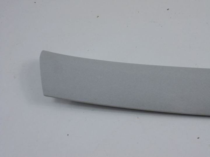 VW POLO 4 9N2 PROTECTION MONTANTS A DROITE 6Q0867234G
