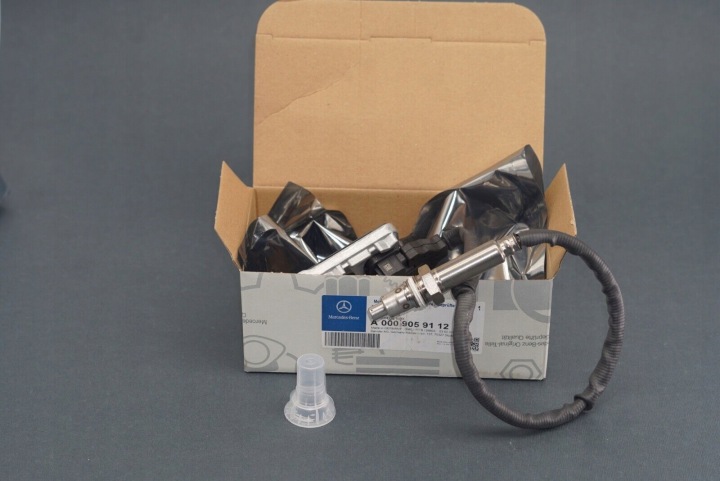 OE MERCEDES A0009059112 CAPTEUR NOX DB