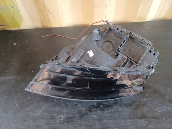 PHARE DROITE DROIT AVANT AUDI A5 8T B8 8T0941004AB UK