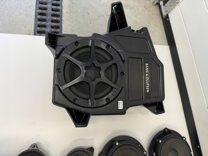 SONORISATION BANG OLUFSEN HAUT-PARLEURS AMPLIFICATEUR MERCEDES GL W166 GLS X166