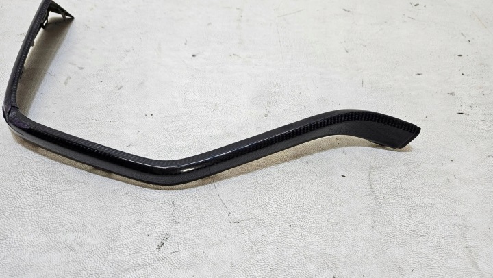 MOULURE REVÊTEMENT PARE-CHOCS ARRIÈRE ARRIÈRE DROITE AUDI RS7 RS6 C8 4K8807732A