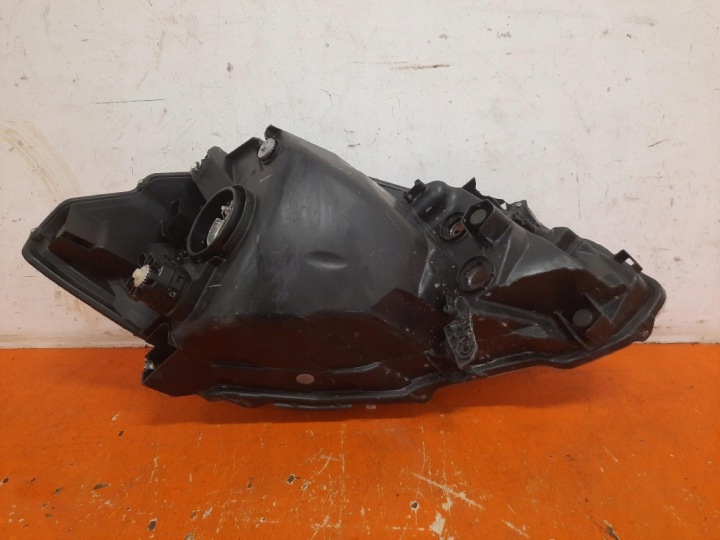 SUZUKI SX4 S-CROSS 13-16 PHARE GAUCHE AVANT PROJECTEUR GAUCHE 10017733