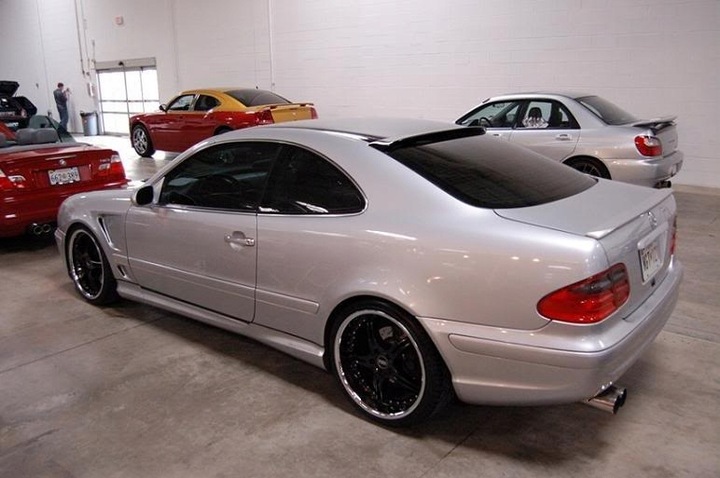 MERCEDES CLK W208 SPOILER BRIDA AL TAPA DE MALETERO JAKOSC! 