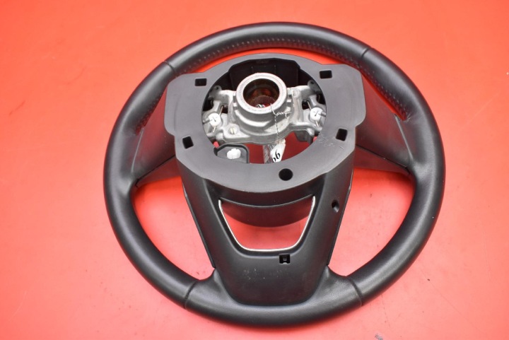 VOLANT CUIR MULTIFONCTIONNELLE 6436038 TOYOTA YARIS CROSS 20-