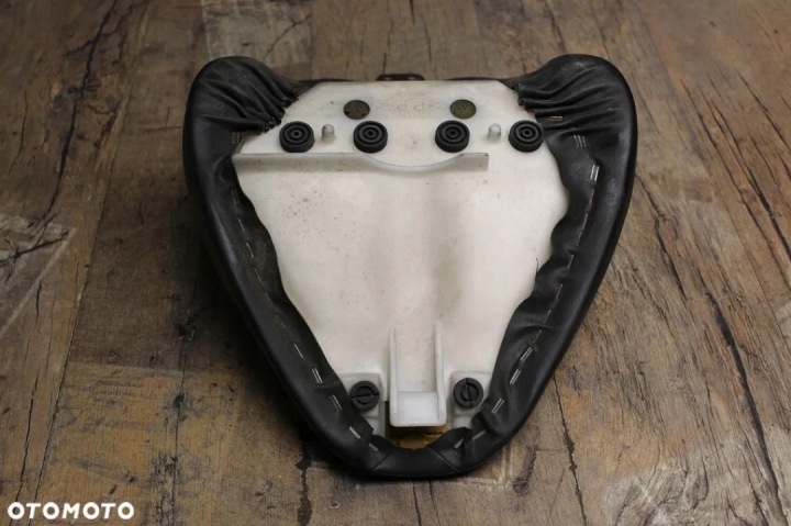 SIÈGE CONDUCTEUR YAMAHA XVS650 DRAG STAR CUSTOM