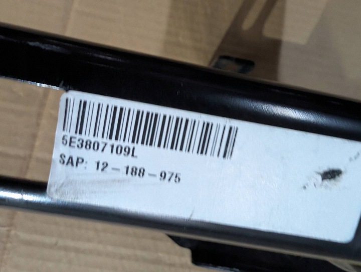 RENFORCEMENT PARE-CHOCS AVANT POUTRE AVANT SKODA OCTAVIA MK4 5E3807109L