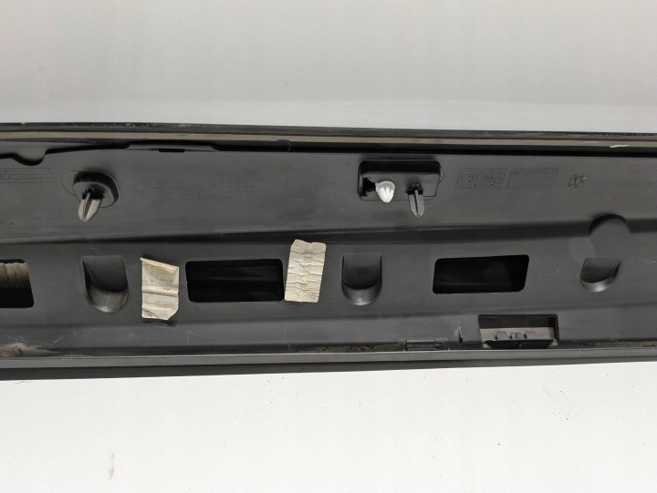 MOULURE PORTES ARRIÈRE AVANT CÔTÉ GAUCHE AUDI Q3 F3 83A853969A