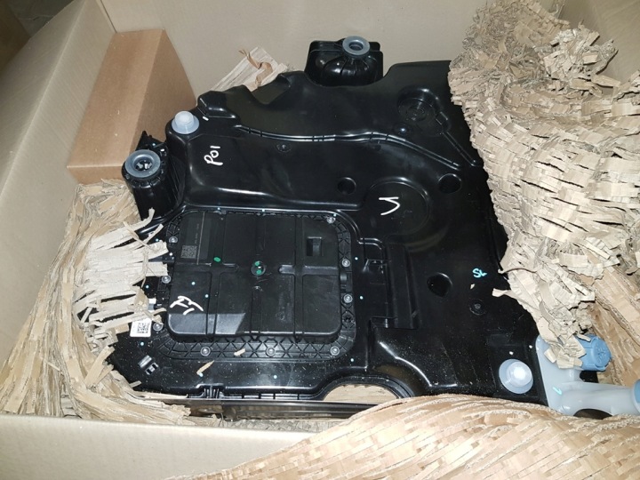 PEUGEOT OE 9807475780 RÉSERVOIR ADBLUE