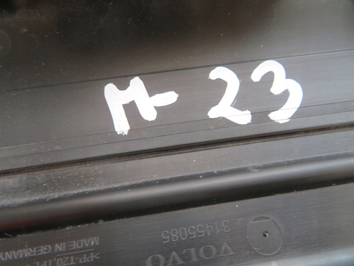 ADMISSION GUIDE D'AIR AVANT VOLVO XC60 II 31455085