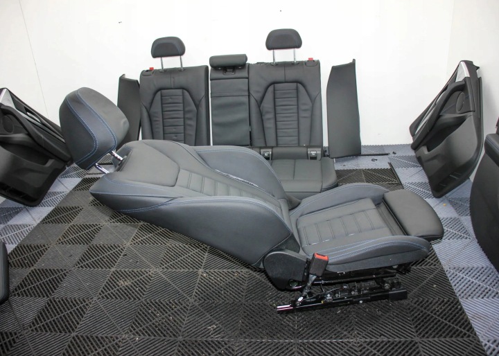 ENSEMBLE SIÈGES BMW IX3 (G08) 000000000 33093163 210KW 2024