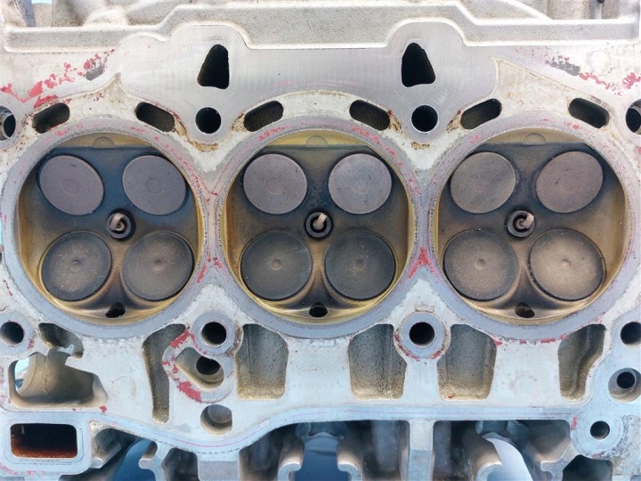 CULASSE VW SEAT SKODA OCTAVIA 1,0 TSI 04C103404L 04C103479H