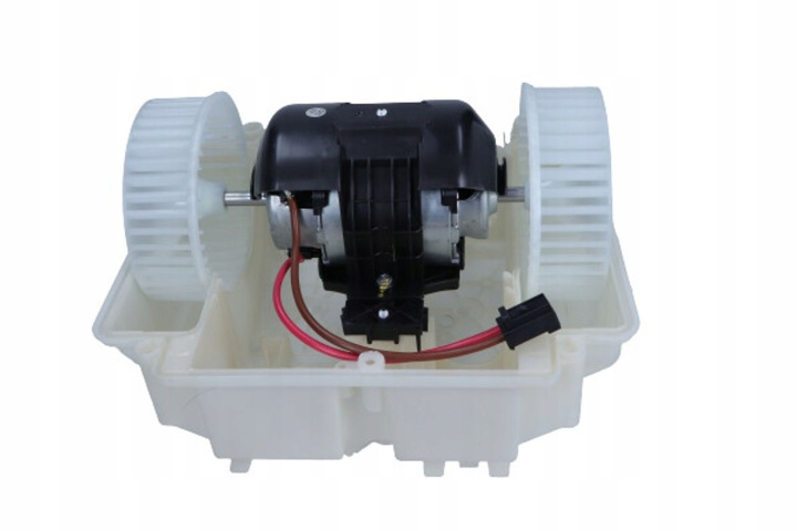AC730127 MAXGEAR MOTEUR VENTILATEURS DB W221 3,0/3,5/4,7/ 63AMG/ 65AMG