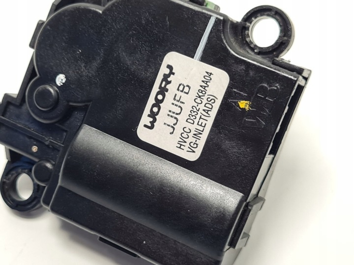 2015 TESLA MODÈLE AVEC PETIT MOTEUR CAPOTS CONDUIT D'AIR D332CK8AA04