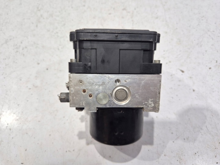 POMPE ABS RENAULT MEGANE III SCENIC III 3 476602272R 28.5612-5802.3