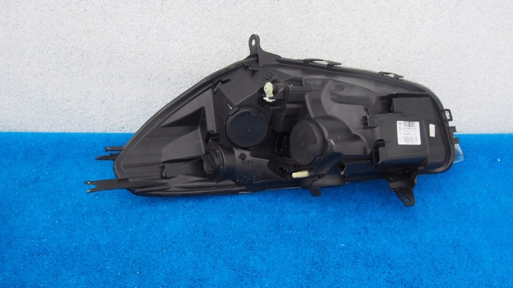 RENAULT CLIO IV 4 PHARE DROITE AVANT ORDINAIRE 260601850R 260102796R