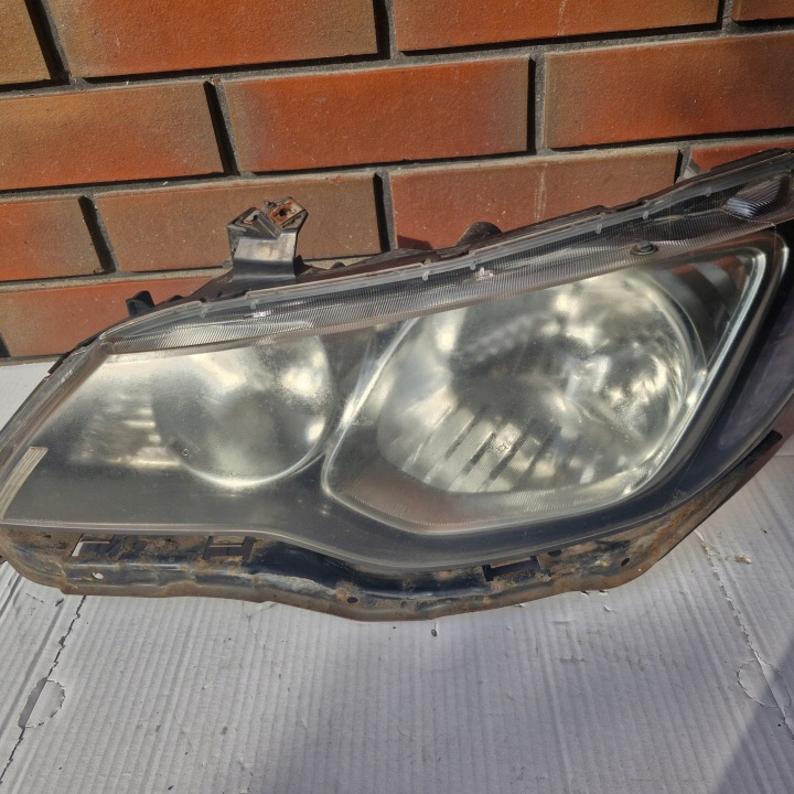 HONDA CIVIC VIII PHARE PROJECTEUR GAUCHE AVANT STANLEY P5492