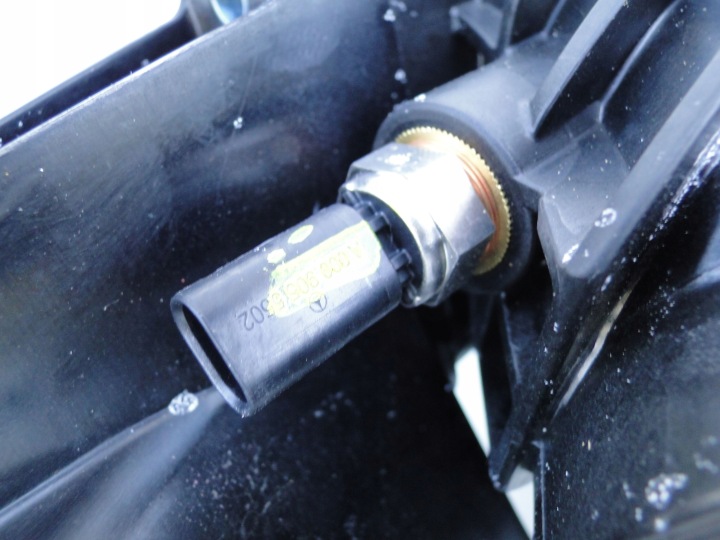 MERCEDES ÉCHANGEUR AIR-AIR RADIATEUR AIR A1390909501 SL 232 43 AMG