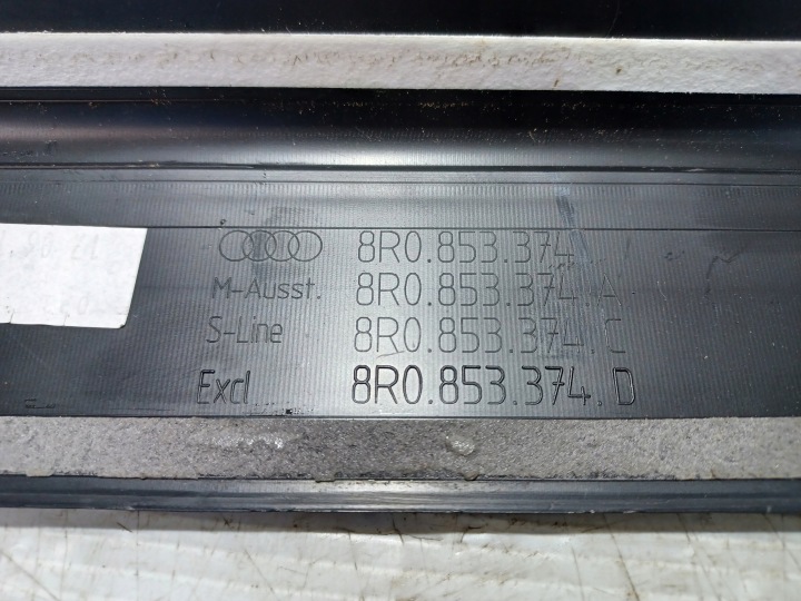 AUDI Q5 I 8R MOULURE SEUIL DROIT AVANT DROITE AVANT 8R0853374