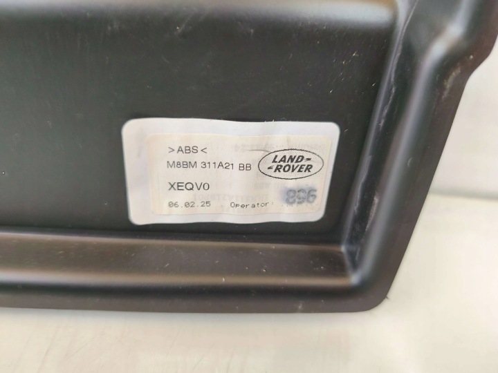 LAND ROVER DEFENDER L663 PROTECTION PLASTIQUE 21R M8BM-311A21-BB